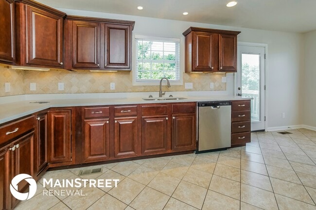 Photo - 8904 Chesney Oaks Ln