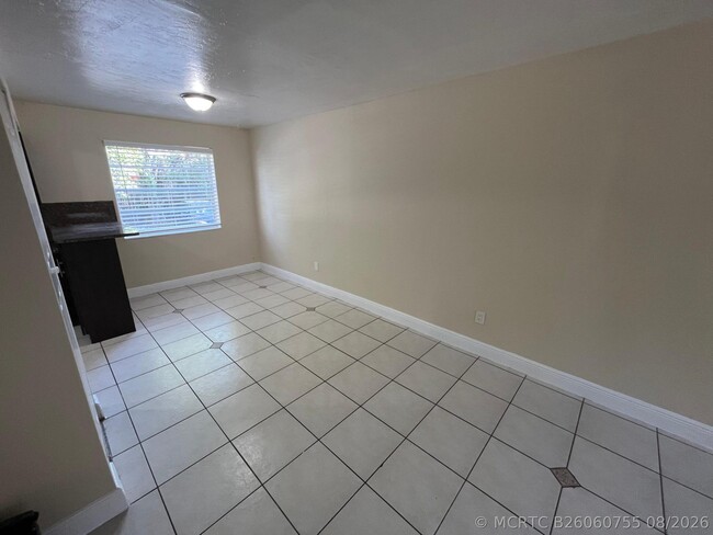 Photo - 1370 NE 119th St Unit 137008