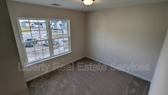 Photo - 326 Joann Lewis Ln