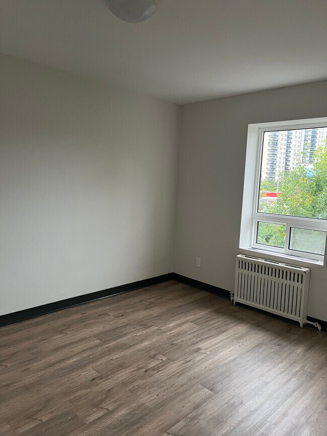 Photo - 145 Woodward Ave