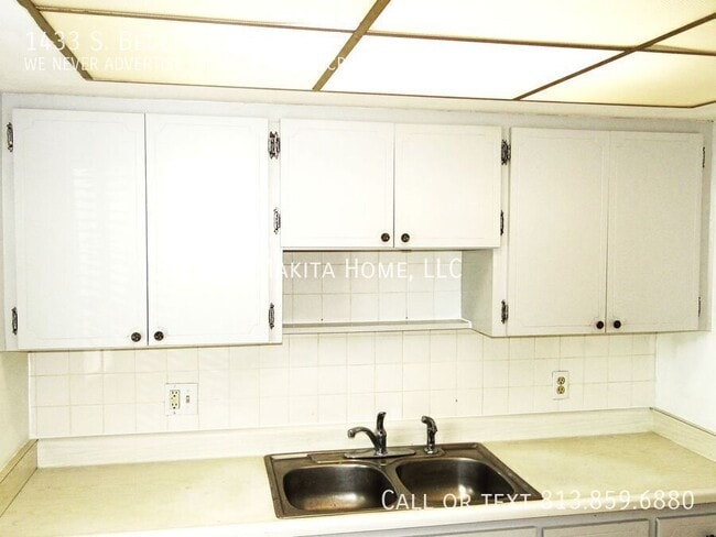 Photo - 1433 S Belcher Rd