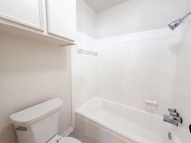 Photo - 17331 Rolling Creek Dr