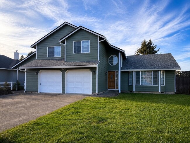 Building Photo - 226 Sparks Dr
