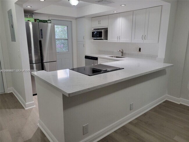 Photo - 1333 E Hallandale Beach Blvd Unit 329