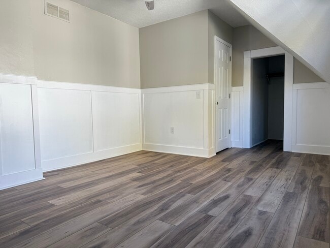 Large Master Bedroom with a walk in closet - 377 Ellis St Unit Upper