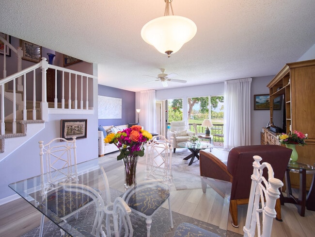 18369 SE Wood Haven Ln Unit E