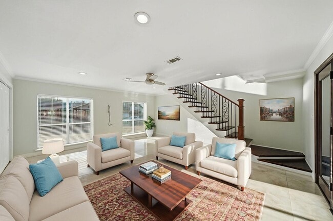 Photo - 10518 Pleasanton Dr