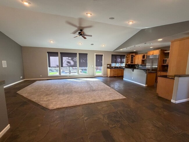 Photo - 1199 Manzanita Ln