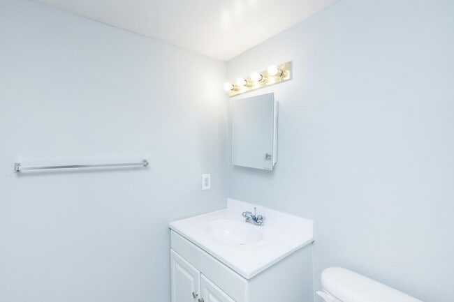 Regency Square Apartments