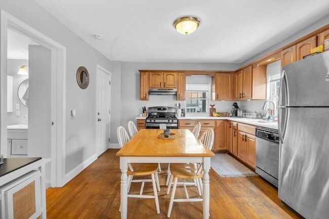 Photo - 180 W 8th St Unit 2