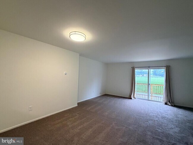 Photo - 6124 Majors Ln