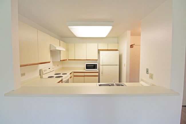 Photo - Spacious Adam's Point Condo Available NOW! Unit 47