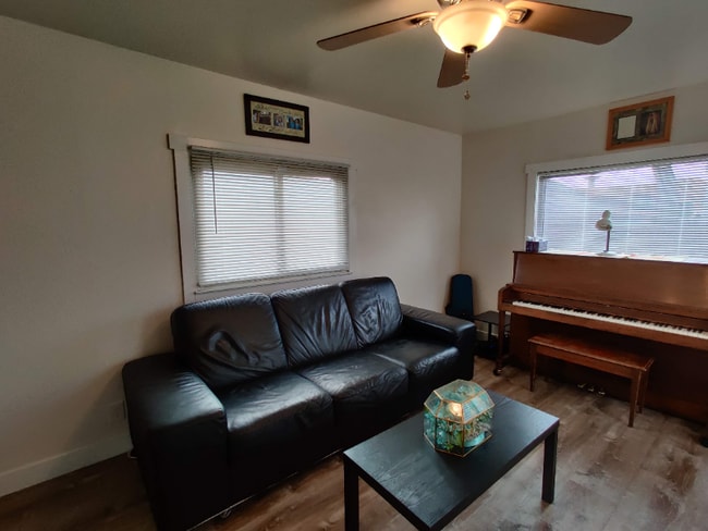 Photo - 2311 Morrie Ave