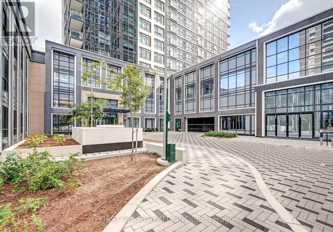 Photo - 5 Mabelle Ave Unité 2131