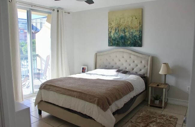 Photo - 2501 SW 37th Ave Unit 304