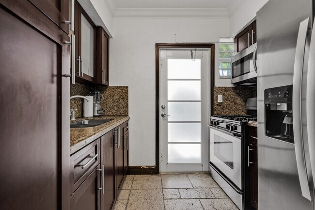 1800 Meridian Ave Unit SI FL2-ID1540491P