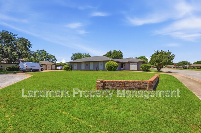 4351 Altamesa Blvd