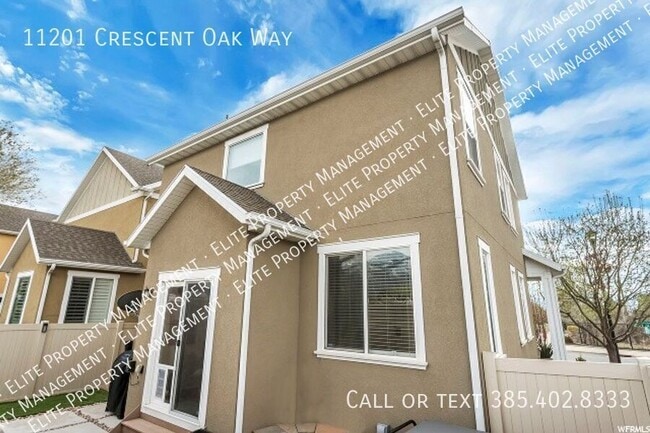 Photo - 11201 Crescent Oak Way