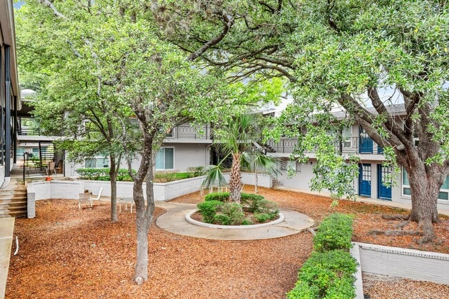 Photo - 1210 Windsor Rd Unit 202