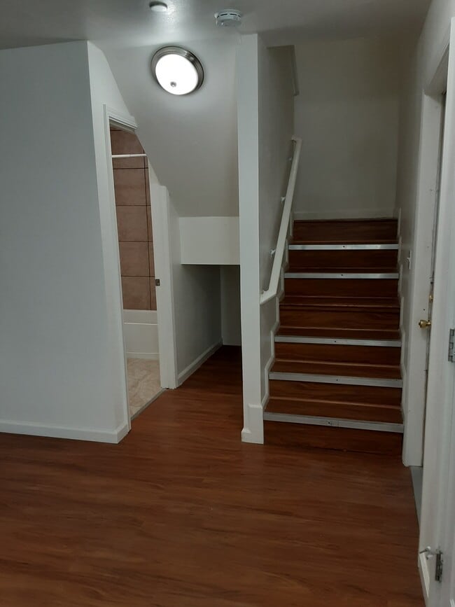 Photo - 144 Brookridge Dr