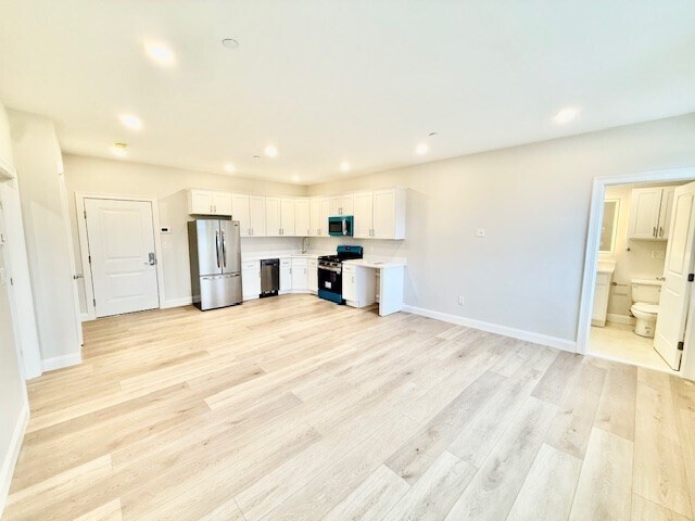 Photo - 220 Winthrop St Unidad 304