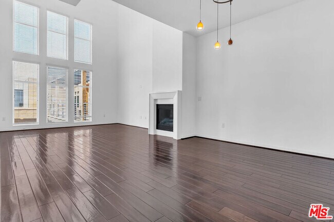 Photo - 4050 Glencoe Ave Unidad 405