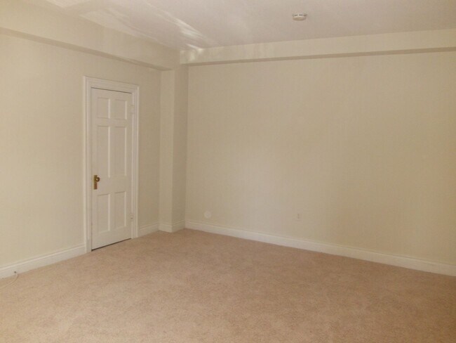 3100 Connecticut Ave NW Unit 239