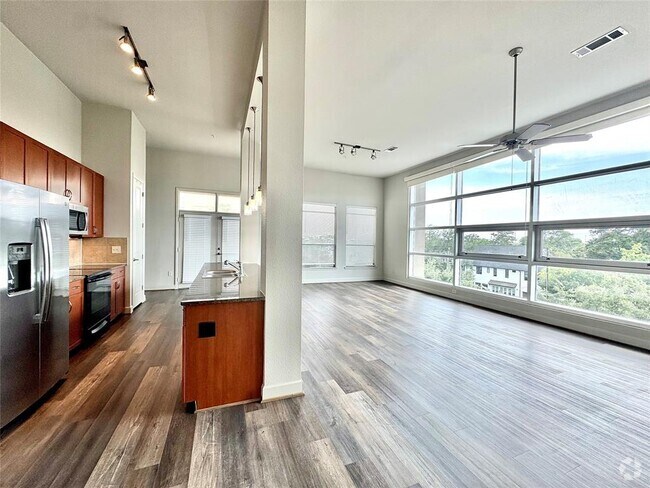 Building Photo - 3333 Weslayan St Unit 1401 Rental
