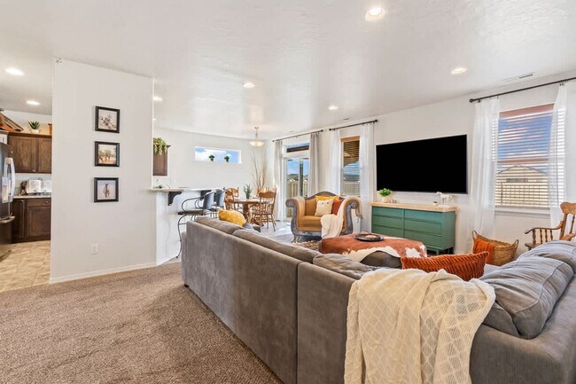 Photo - 3905 Winged Dove St Unidad ID1460936P