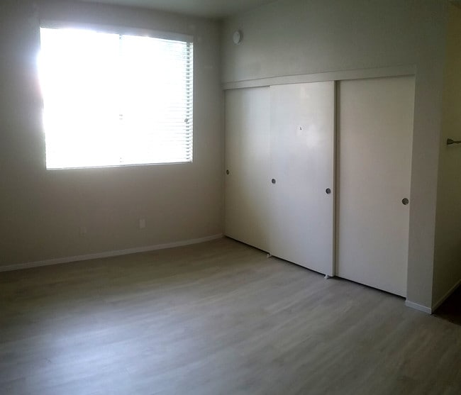 Photo - 4 Flamingo Ct Unit 4