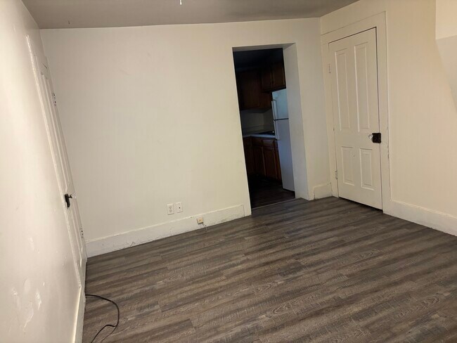 1021 2nd Ave