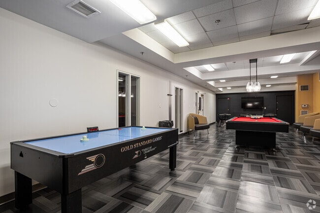 Game Room - Royal Worcester Apartments