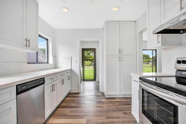 Photo - 8931 SW 182nd Terrace