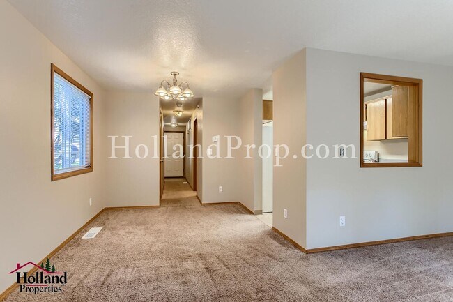 15470 SW Donna Ct