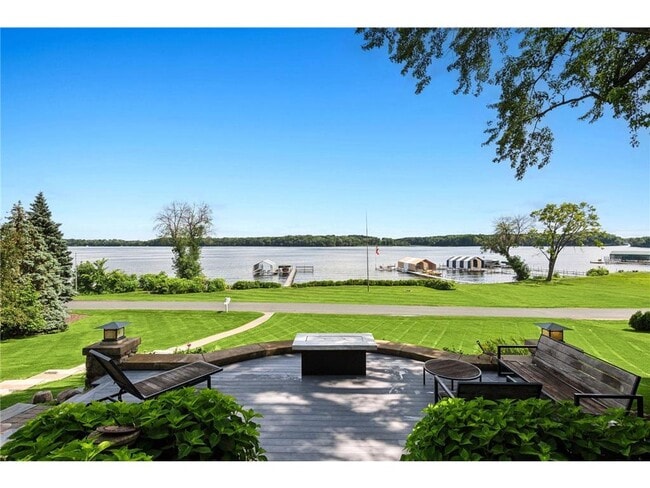 Photo - 2462 Lafayette Rd