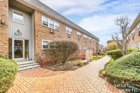 Building Photo - 637 Cove Rd Unit A3