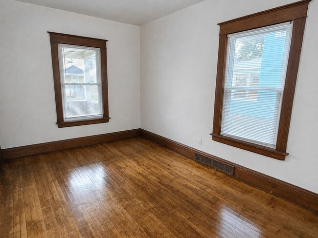 Photo - 50-52 Winterroth St. Unit 52
