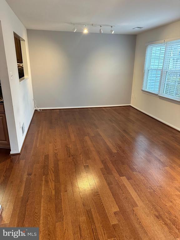 Photo - 7943 Timarand Ct