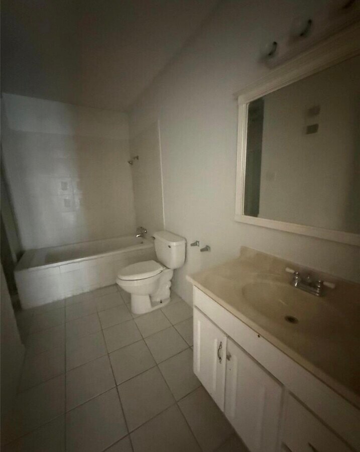 Photo - 8323 Wilcrest Dr Unit 17002