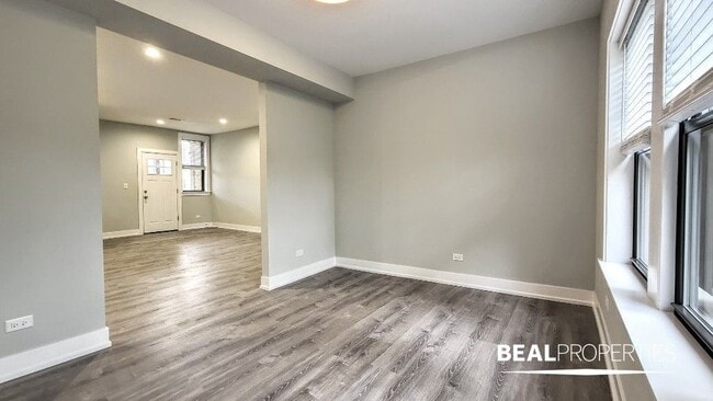 Photo - 1136 Maple Ave Unit 3