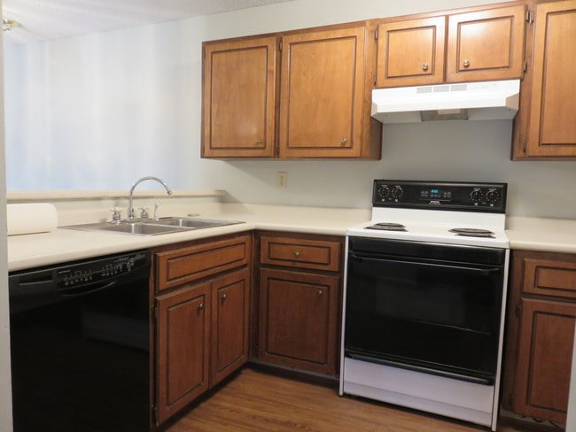 Photo - 4805 86th St Unit 29