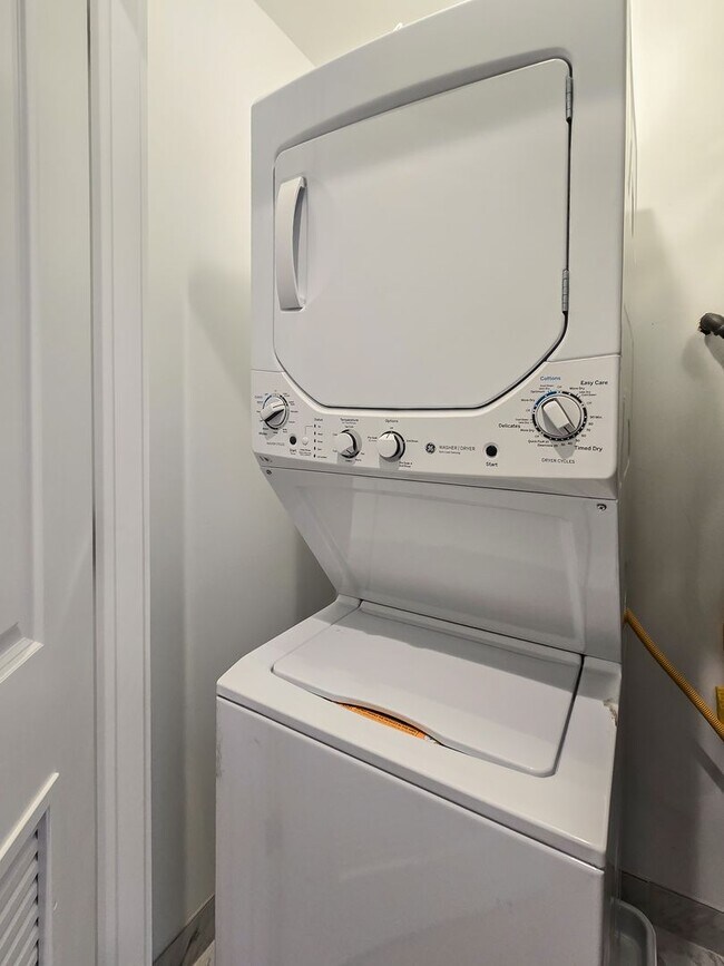 4847 N Wolcott Ave Unit 3B