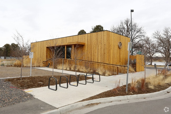 Photo - Lakehouse on 17th Condos