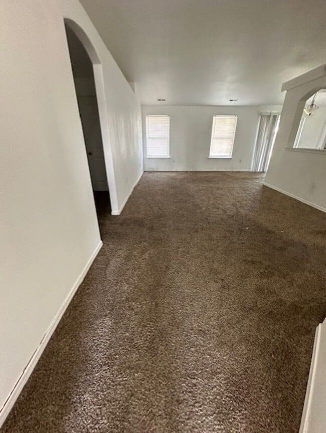 Photo - 3 Bedroom House for rent