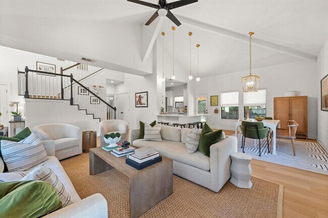 Photo - 1030 Daviot Dr