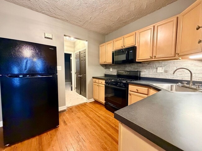 Photo - 2614 Larkins Wy