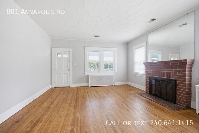 Photo - 801 Annapolis Rd