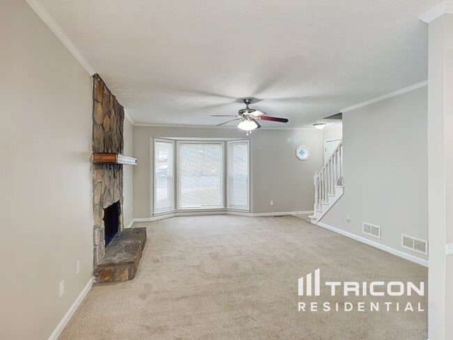 Photo - 1925 Sidneys Cove