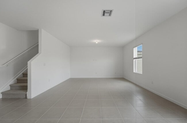 Photo - 10485 NW Suncrest Lp