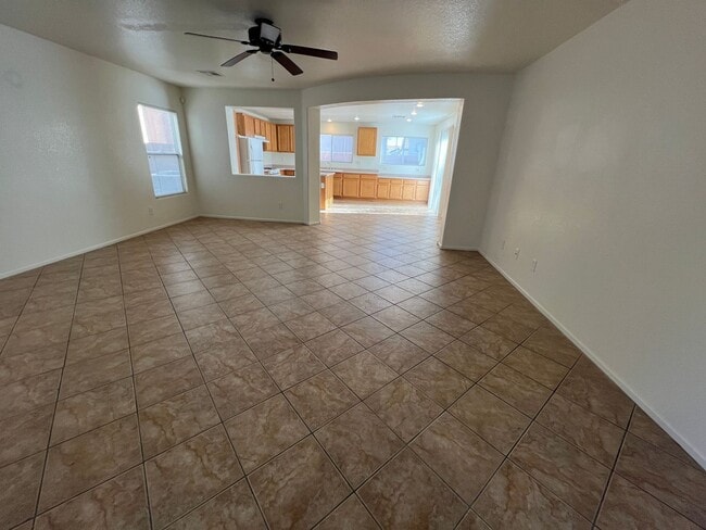Photo - 3 Bedroom / 2.5 Bath Southwest Home